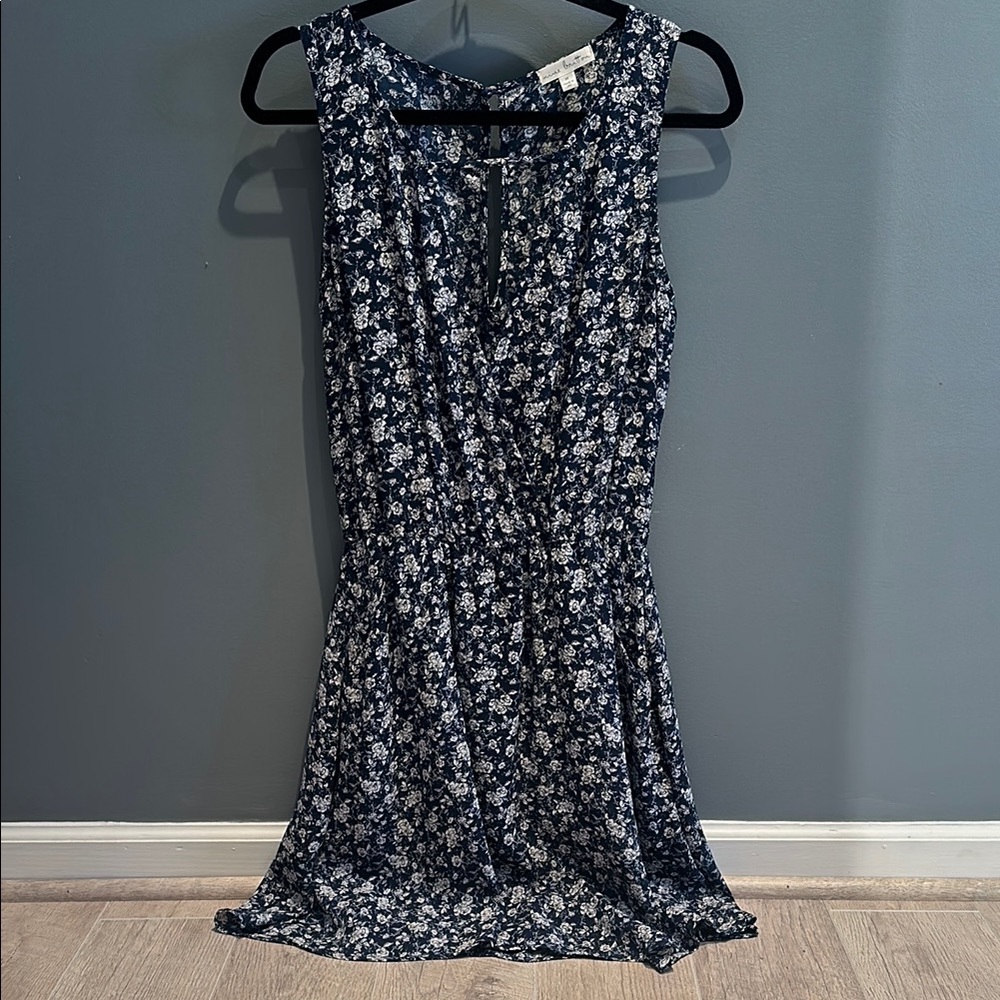 Nine Britton White and Blue Sleeveless Sundress